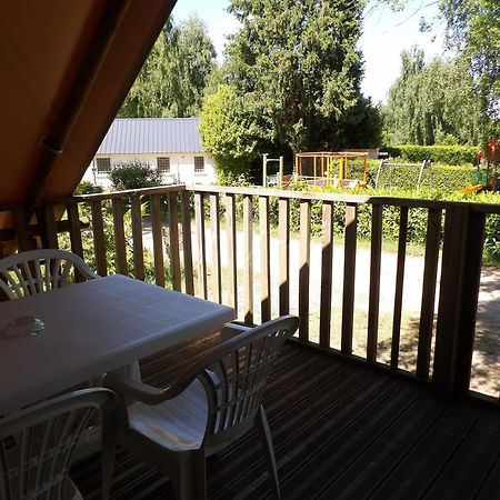 Camping Smile & Braudieres Mézières-sous-Lavardin 외부 사진