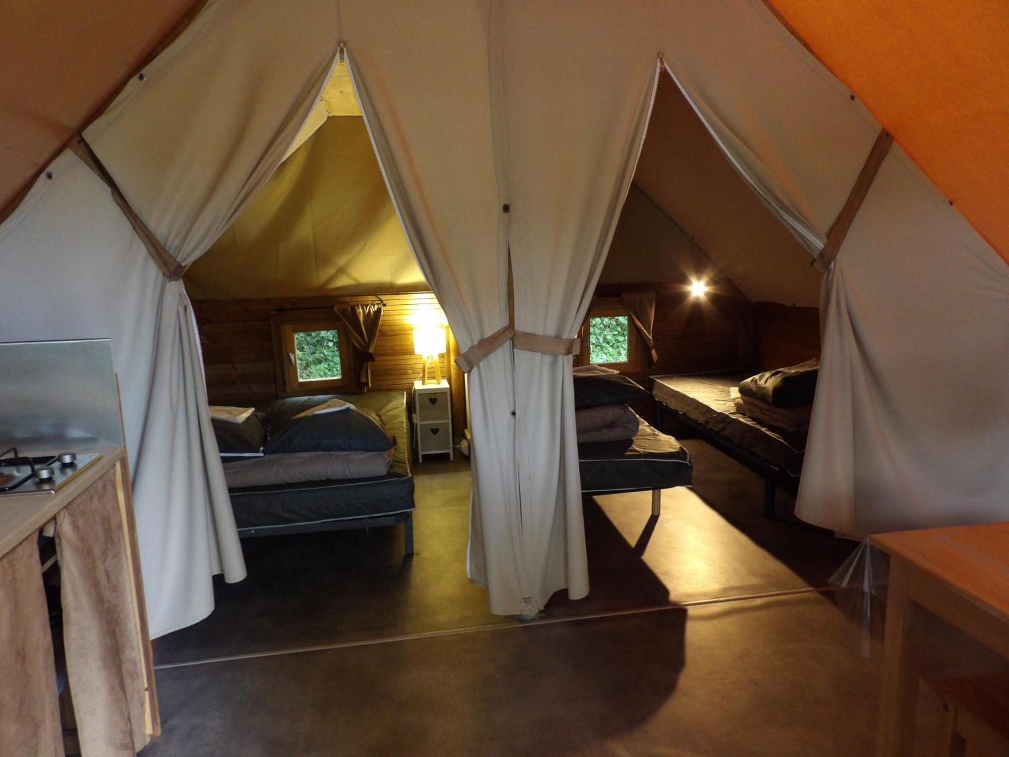 Camping Smile & Braudieres Mézières-sous-Lavardin 외부 사진