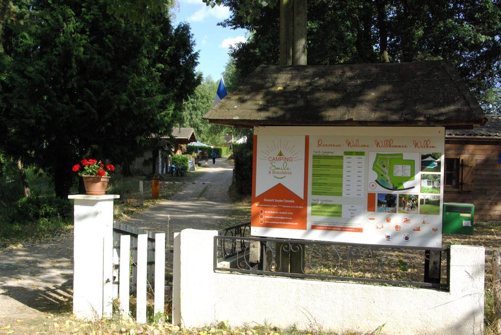 Camping Smile & Braudieres Mézières-sous-Lavardin 외부 사진